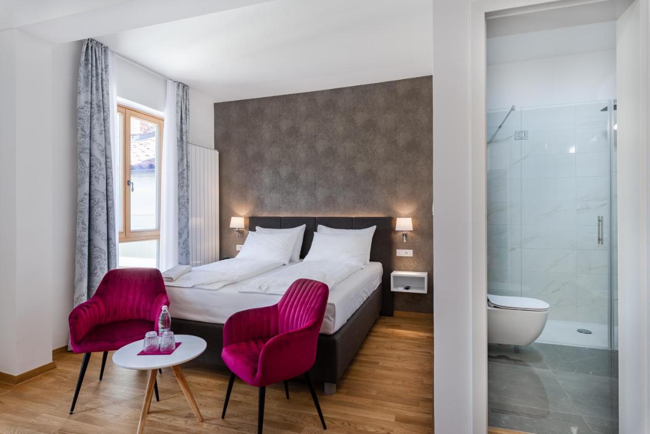 Hotel Dvorec Tolmin Eksteriør billede