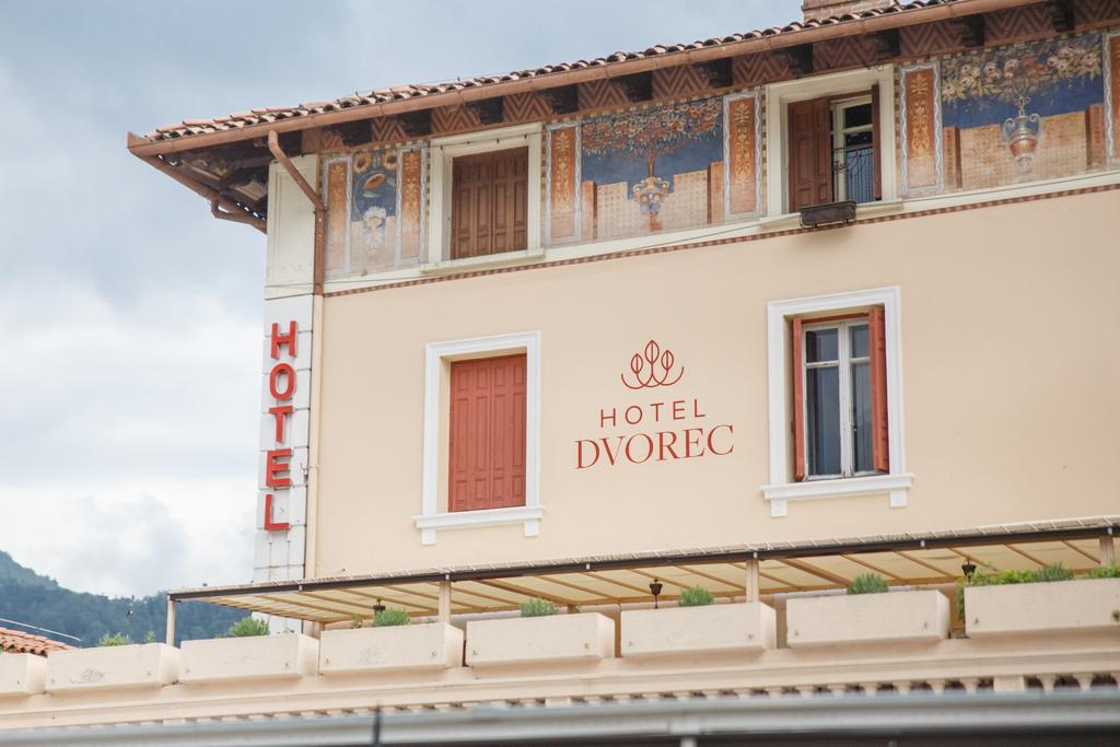 Hotel Dvorec Tolmin Eksteriør billede